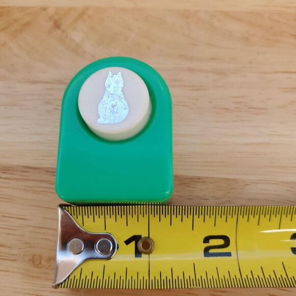 Cat Shaped Paper Punch Cutter For Scrapbooking, Card Making, And Other Crafts - Picture 3 of 4